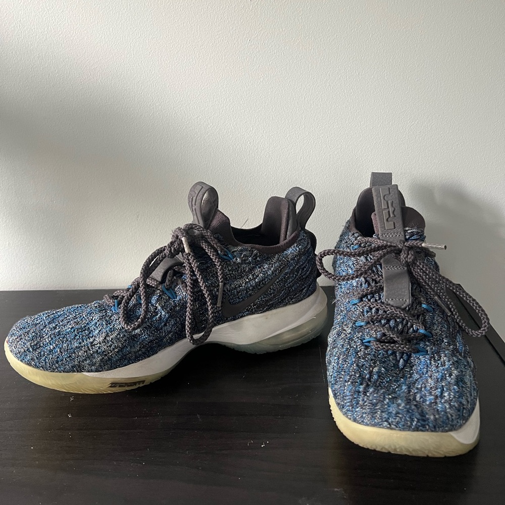 Nike Lebron 15 Low Signal Blue 2018